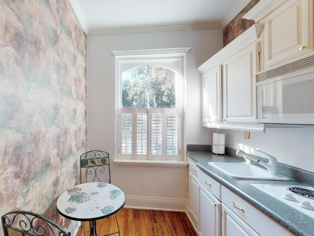 Southern Charm On Liberty Savannah Luaran gambar