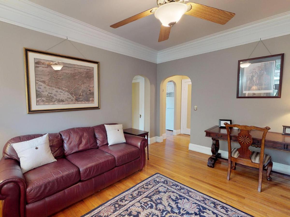 Southern Charm On Liberty Savannah Luaran gambar